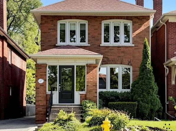 67 Old Mill Dr, Toronto, ON M6S 4J8