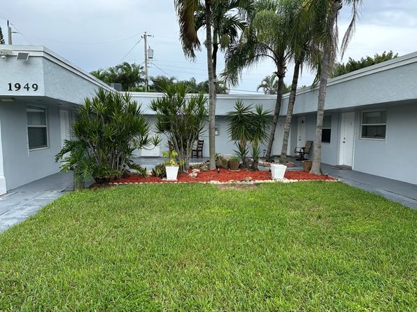 1949 Service Rd, North Palm Beach