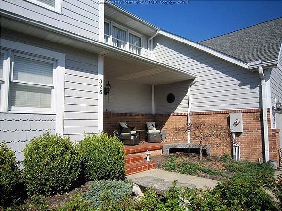 3rd image of 325 S Pointe Dr