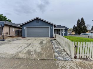 1065 Lake Park Ave, Galt, CA 95632