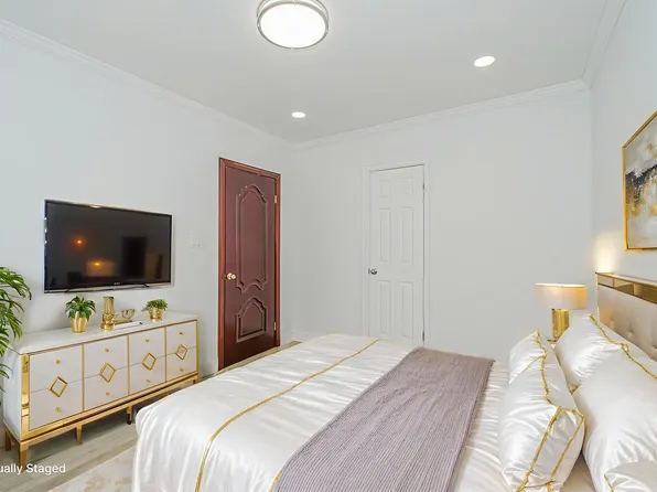 582 Bay Ridge Avenue image 38 of 41