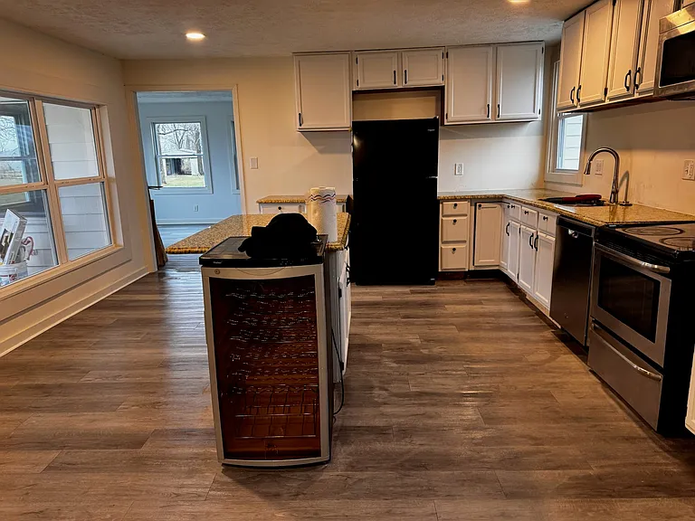 7906 N 250 E — Photo 17