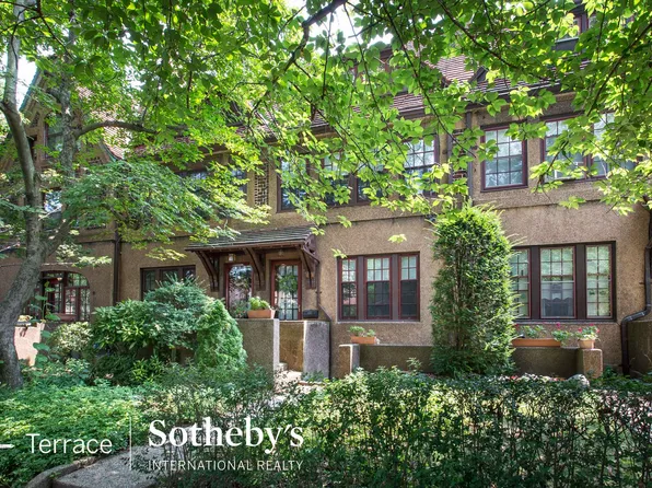 44 Slocum Crescent image 1 of 18