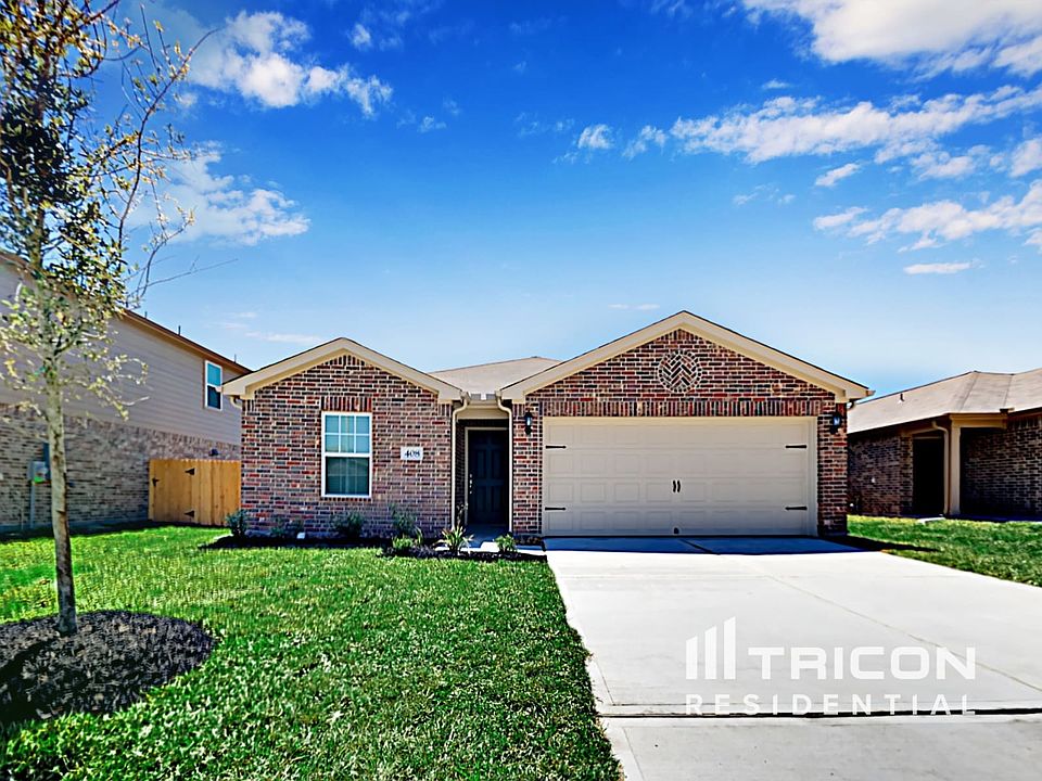 1st image of 408 Palomino Stand Dr