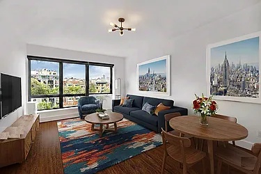 11-25 45th Avenue, #4G