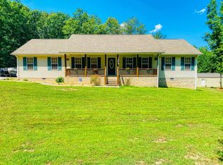 367 Swallows Xing, Grimsley, TN 38565
