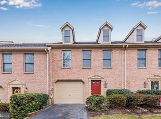1224 Timber View Dr, Mechanicsburg, PA 17050