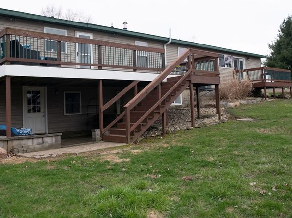 20532 Pilgrim Rd, Chadwick, IL 61014