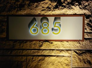 685 Hidden Creek Trl, Mendota Heights, MN 55118