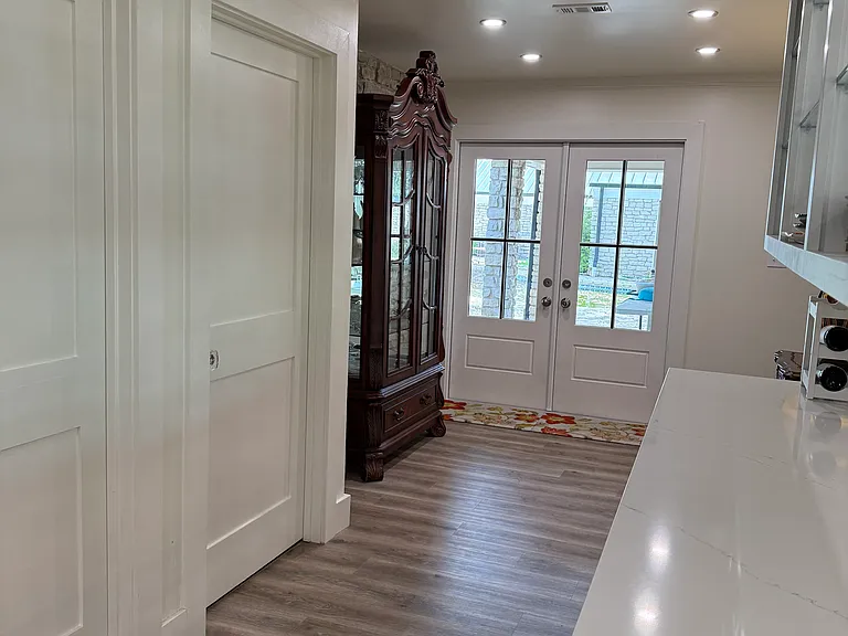 2 Lambert Ct — Photo 28