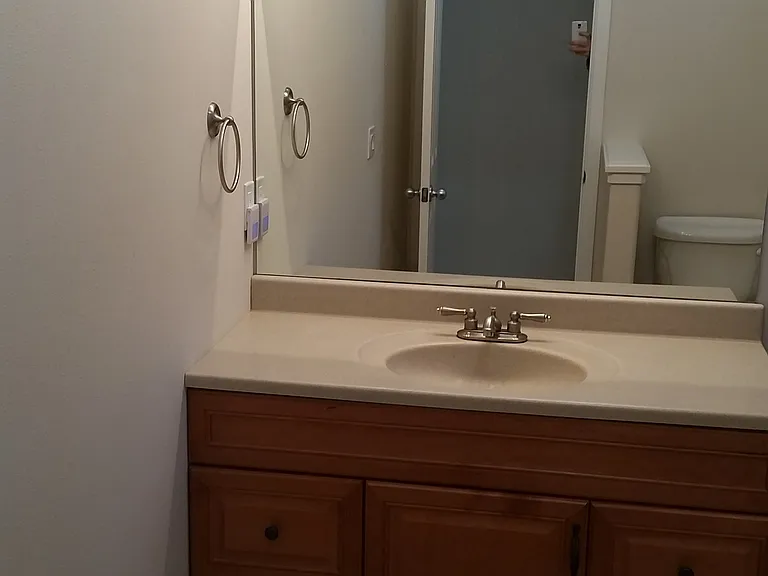 Upstairs full bath