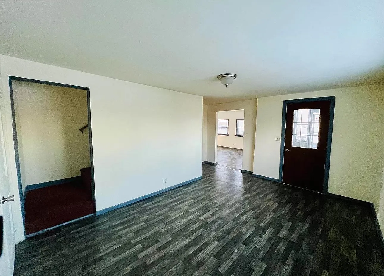 3118 N Water St — Photo 3