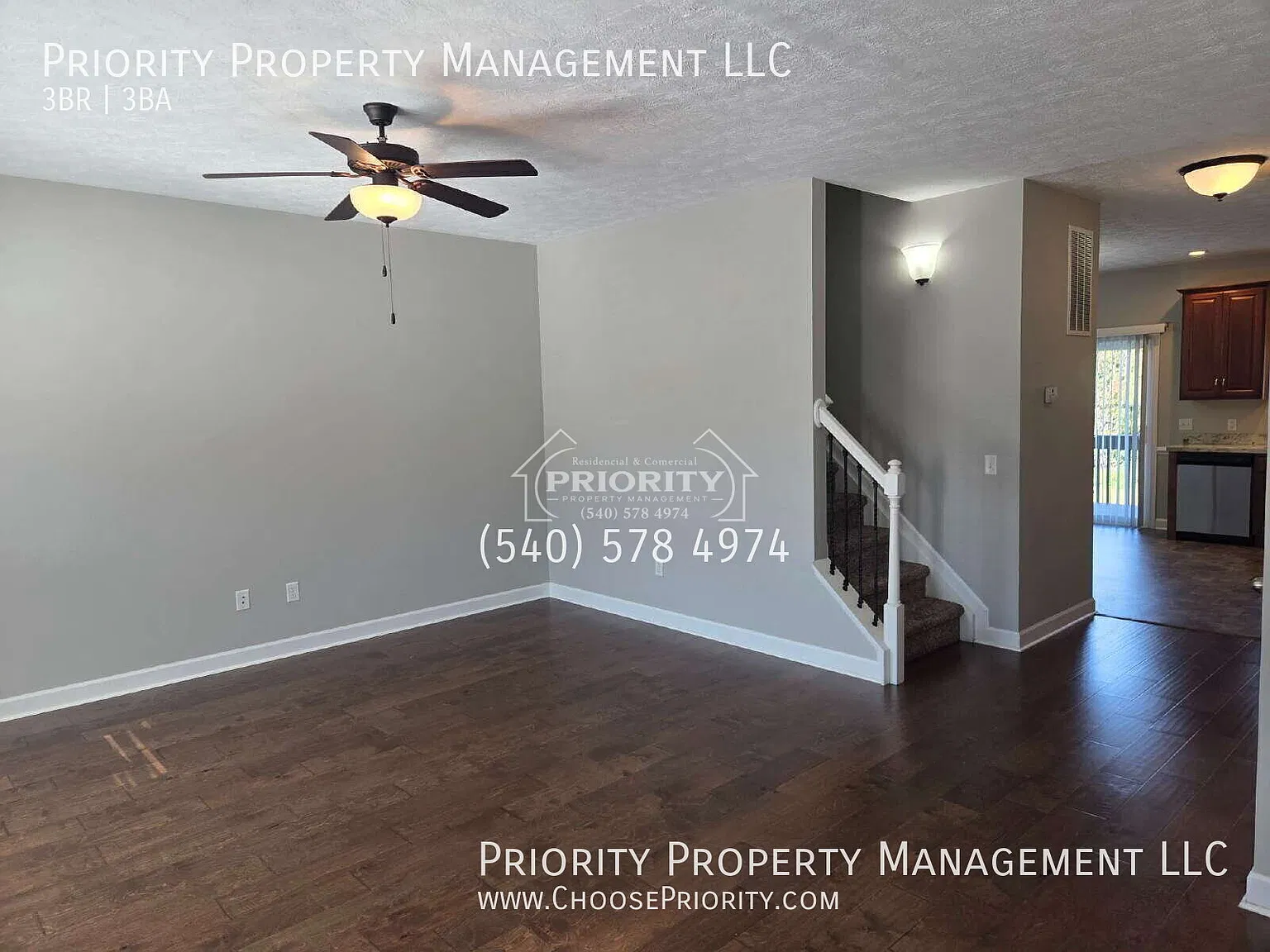 "Charming 3-Bed Townhouse with Spacious Living in Rockingham Available Now" — Photo 3