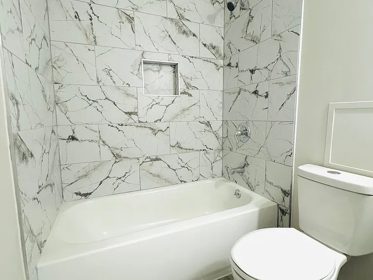 Mockingbird Apartments — Photo 6