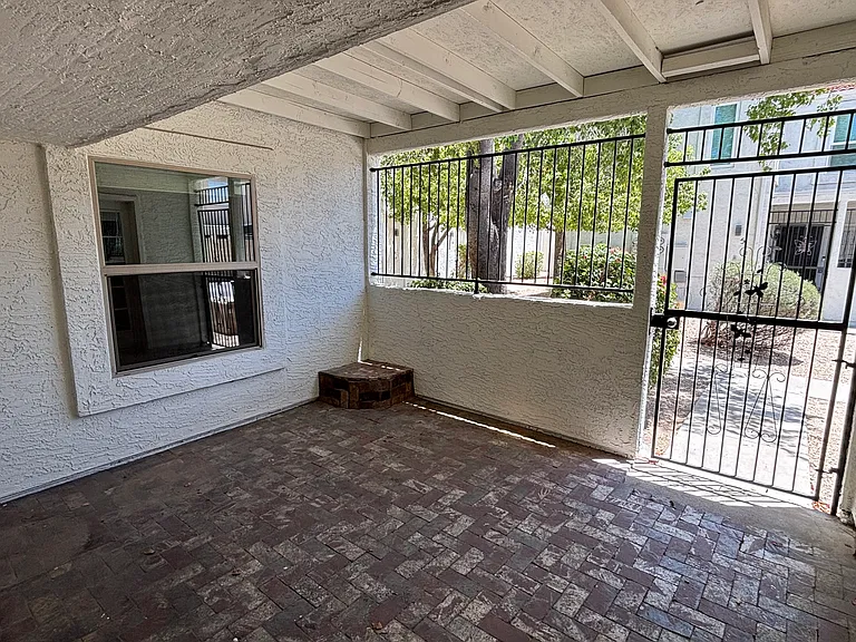 15801 N 29th ST, Unit 1, Phoenix, AZ 85032 — Photo 4