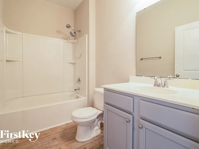 510 Wayton Cir — Photo 12