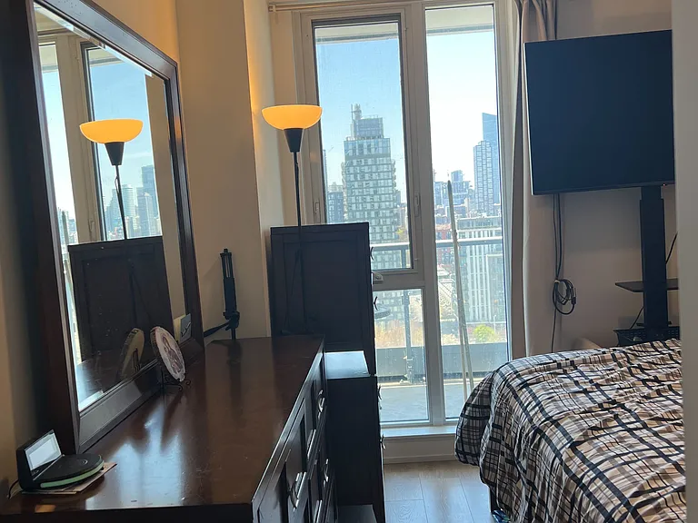 225 Sumach St #1508 — Photo 10