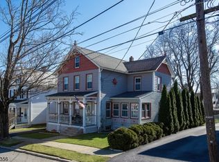 8 Townsend St, Newton, NJ 07860