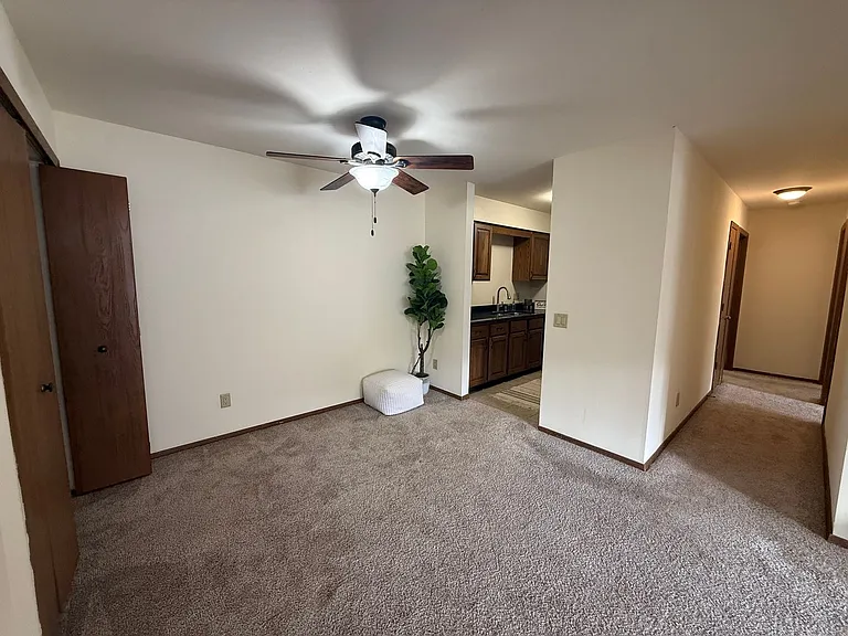 High Point Commons Apartments — Photo 53