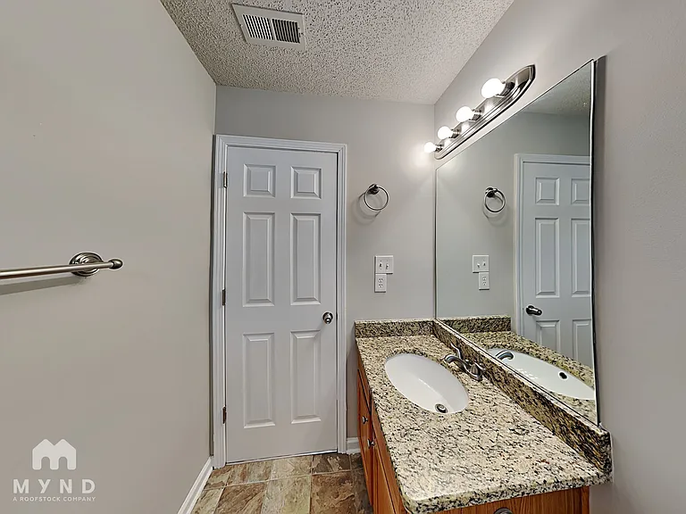 6132 Hickory Lane Dr — Photo 15