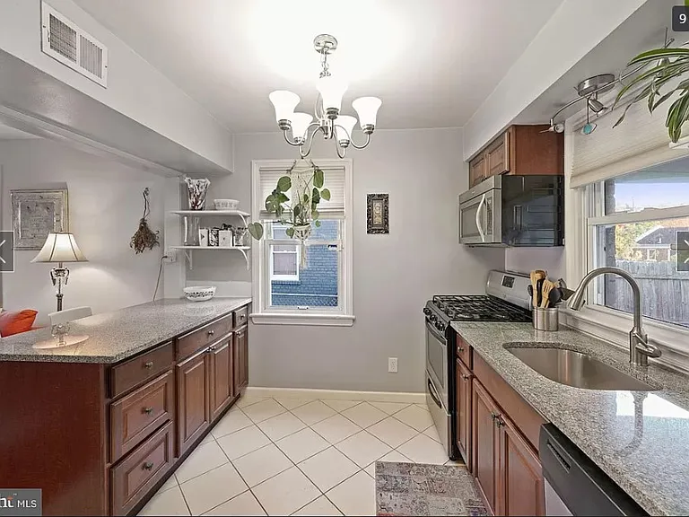 4647 A St SE — Photo 8