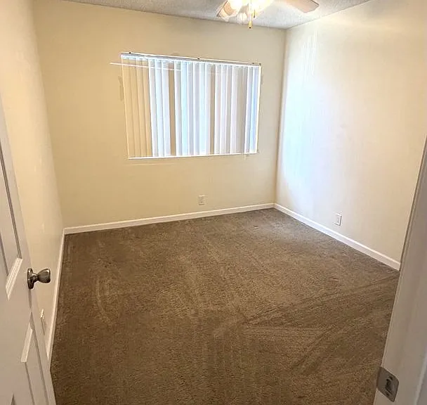 3620 S PACIFIC AVE — Photo 11