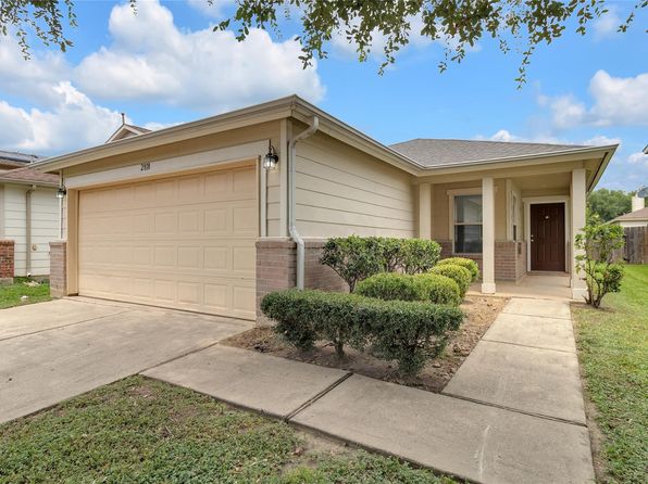 2818 Piney Lake Ct