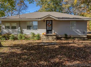 10171 E Us Hwy #412, Spavinaw, OK 74366