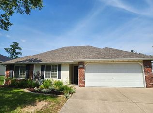 807 Sandy Ct, Columbia, MO 65202