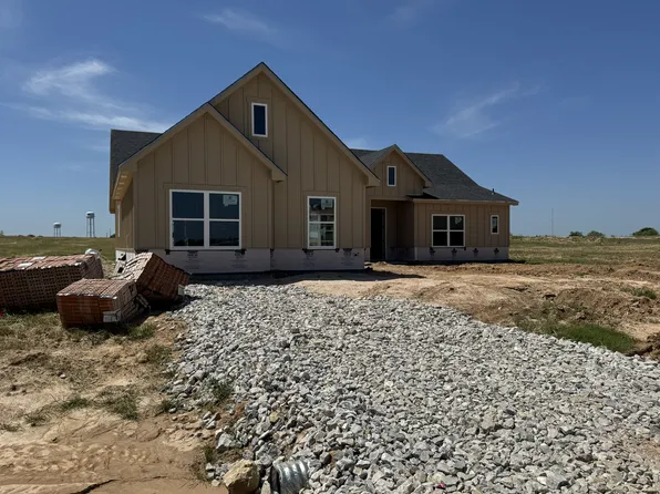 145 Legends Way, Bridgeport, TX 76426