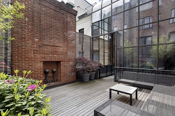 Sold by Brown Harris Stevens | media 18