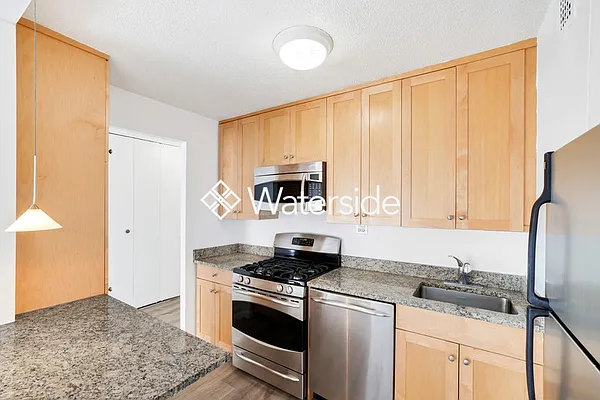 Rented by Brookfield (Funnel) | media 31