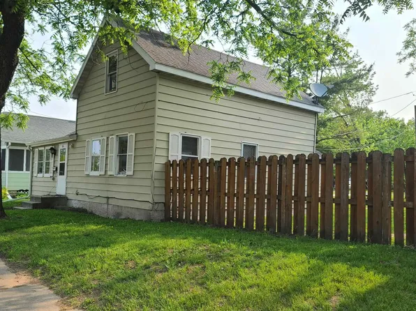210 North Union Street, Mauston, WI 53948