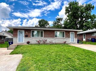 4063 Esseldale Dr, Saint Ann, MO 63074