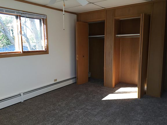 Closets in bedroom 1