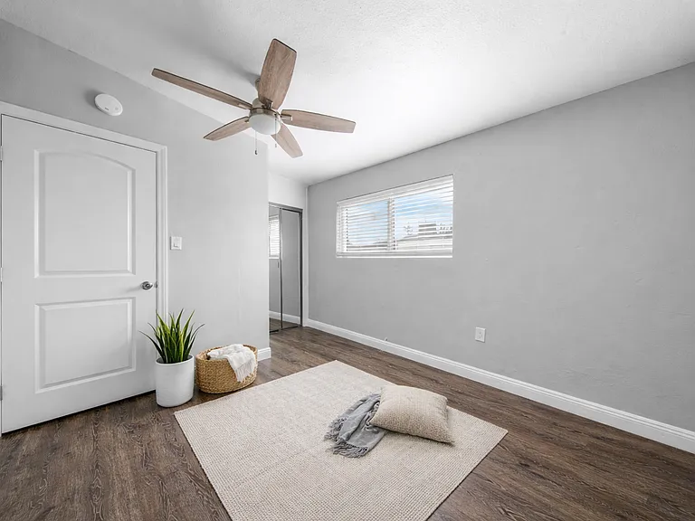 7800 Athens Circle — Photo 11