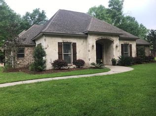1050 Emileigh Dr, Summit, MS 39666