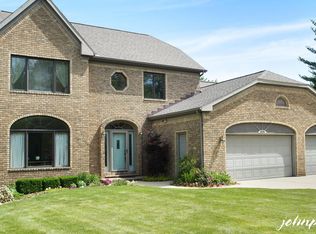 1815 Sunvale Dr SW, Wyoming, MI