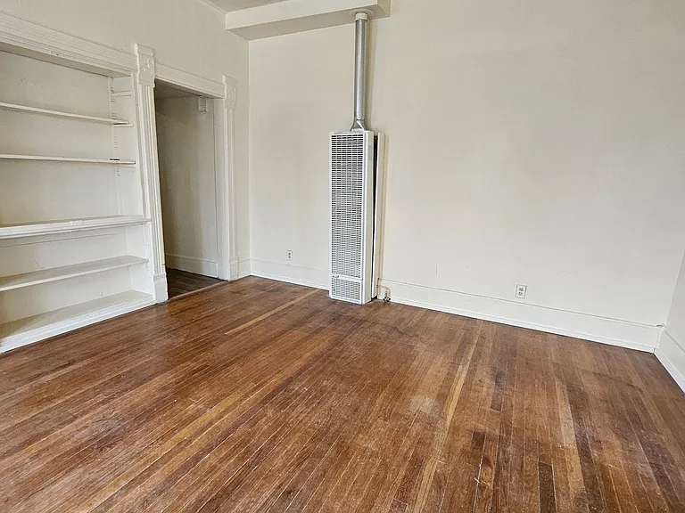 612 Arno St SE #1-4 — Photo 11