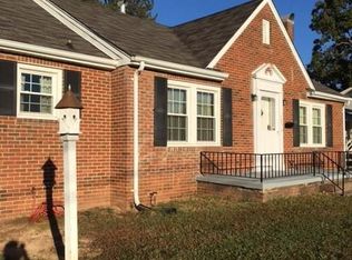 725 Meadowbrook Rd, Asheboro, NC 27203