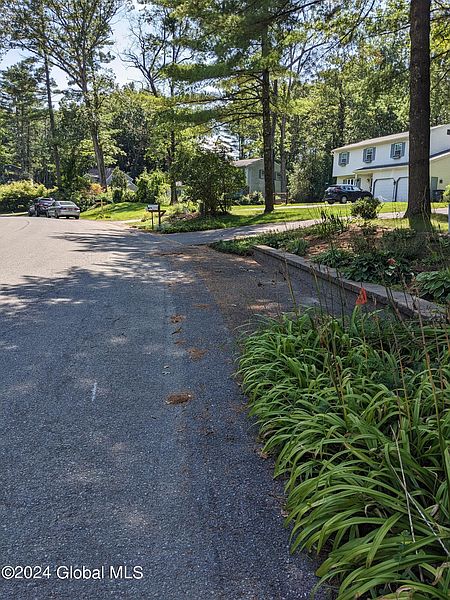 3rd image of 15 Kaatskill Way