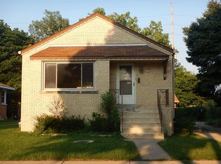 4053 Fern Ave, Lyons, IL 60534