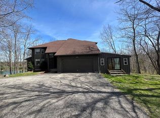 4086 Lake Dr., West Harrison, IN 47060