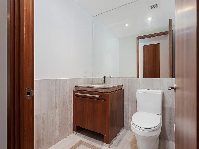 400 5th Ave #52F — Photo 12