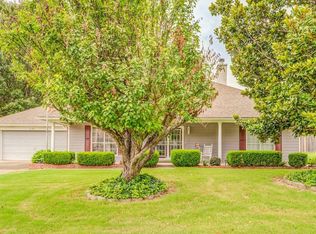 6138 Windy Scape Dr, Memphis, TN 38135