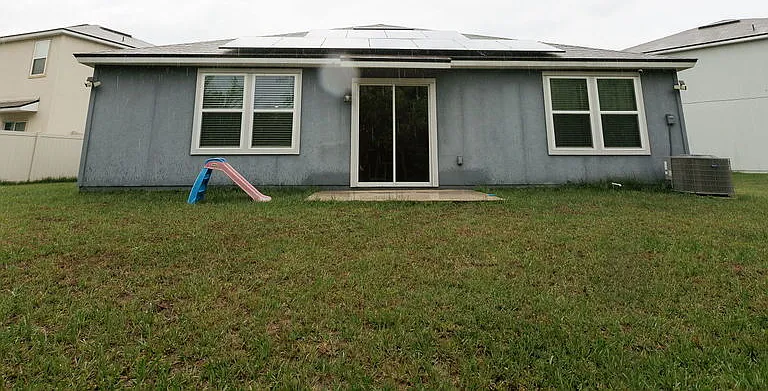 2170 Englewood Ct — Photo 15