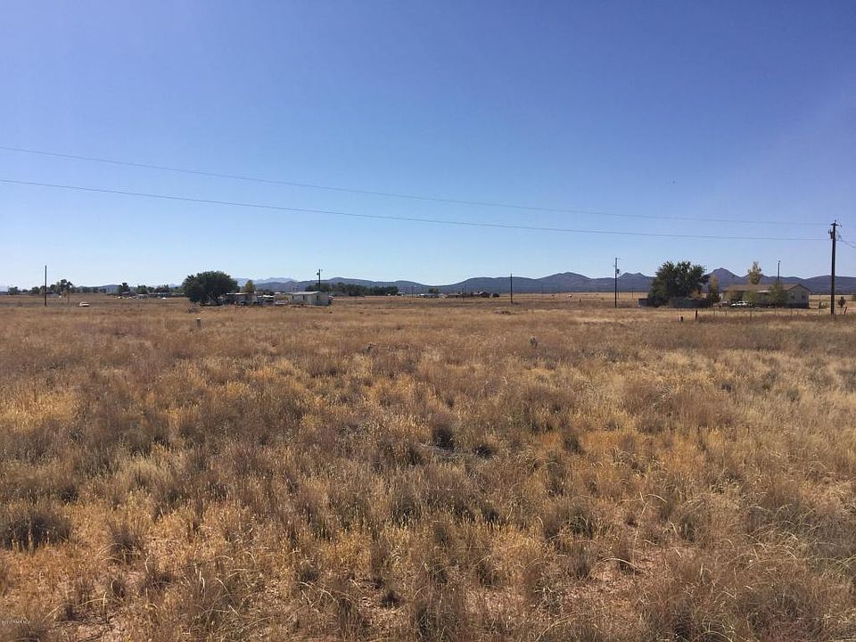 2nd image of 285 W Acapulco Way