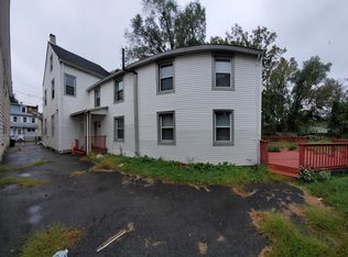 418 York St, Burlington, NJ 08016