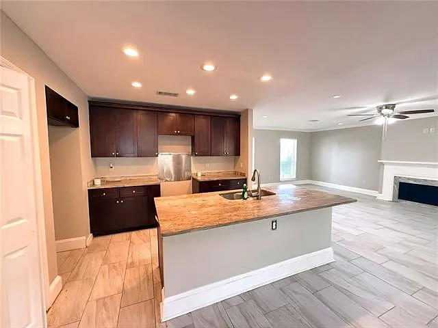 3 bed, 2.0 bath, 1567 sqft, $1,850 — Photo 4