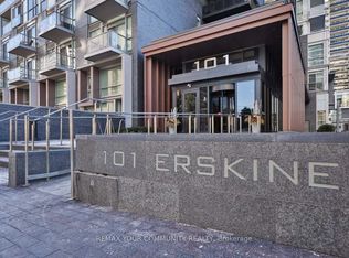 101 Erskine Ave #1713, Toronto, ON M4P 0C5